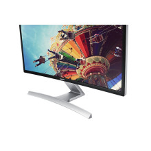 Moniteur incurvé 27" à la qualité d'image incroyable S27D590CS