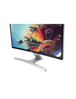 Moniteur incurvé 27" à la qualité d'image incroyable S27D590CS