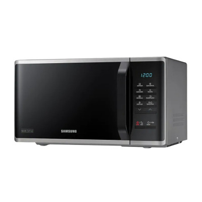 Micro-ondes solo (23L)